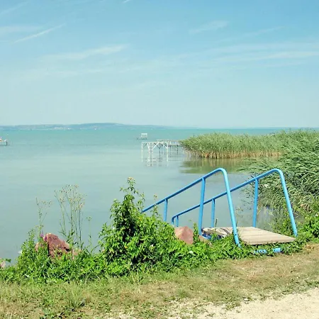 Holiday Elisabeth - Sio305 Nyaraló Balatonszabadi Fürdőtelep
